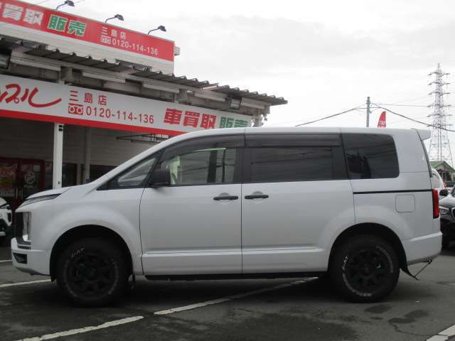 商談ルームには無料ドリンク、キッズルーム完備！ごゆっくりお話ができる空間を用意しております！！