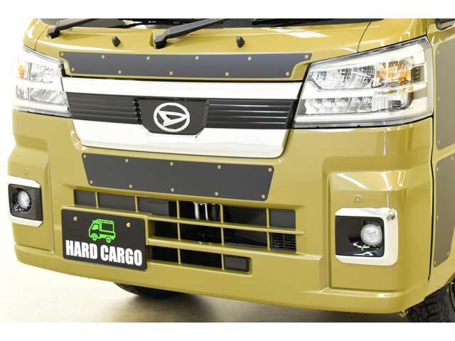 LEDヘッドランプで夜間も明るく安心です！