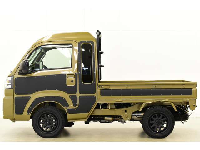 舞鶴若狭自動車道丹南篠山IC降りて約5分！兵庫県丹波篠山市のお店です。阪神間を中心に全国からご来店いただいてます！