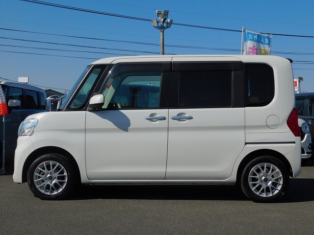なお、業者販売(車種による)も行っておりますので、ご気軽にお問合せ、ご来店下さい。ご来店時GU様側よりご入店されますと、軽自動車がすぐ見れます。