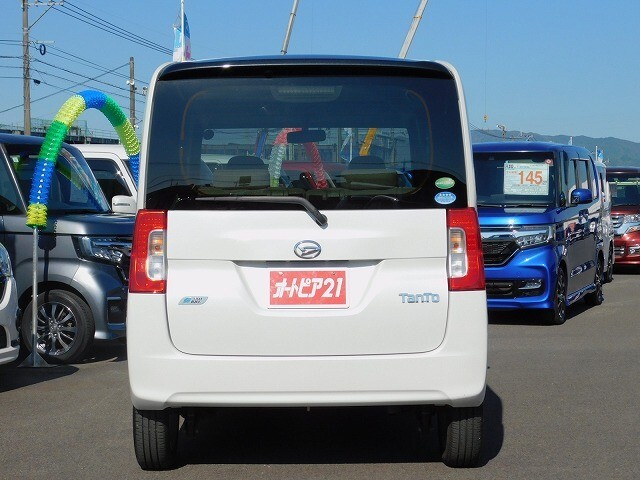 こちらのお車は0986-45-9200(軽自動車コーナー)担当：加藤までお気軽にお問合せください。