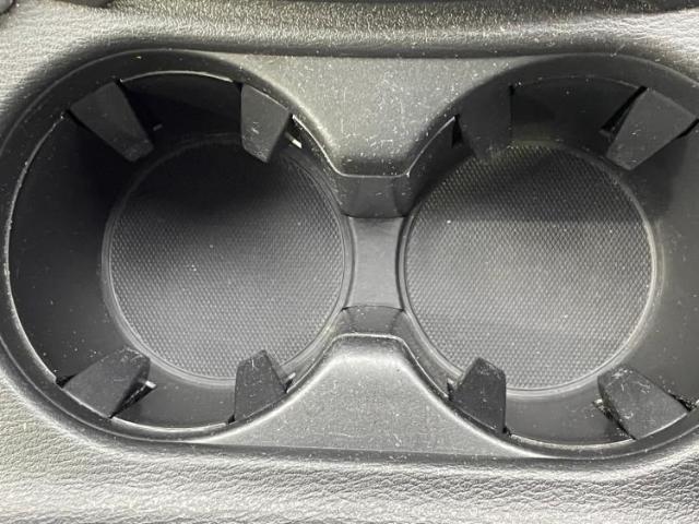 お車に合わせて無料保証以外にも、保証範囲、期間、距離を拡充させた有料保証もご用意しております！中古車の購入が初めてで不安・・・というお客様もご安心ください！