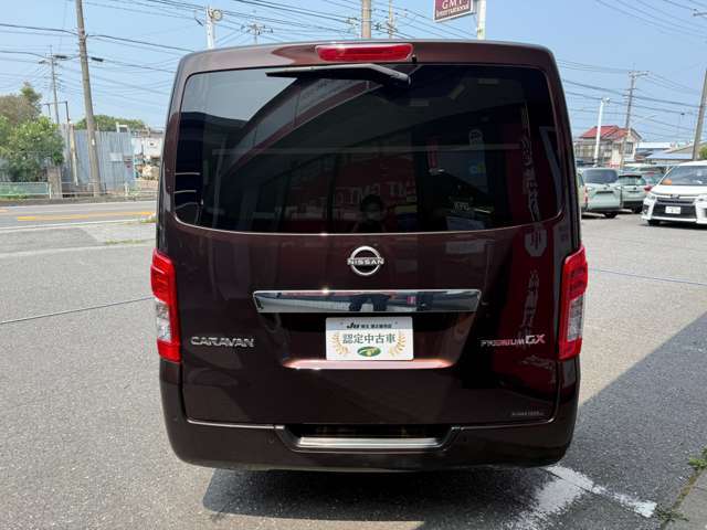 提携認証整備工場完備。車検や点検整備も対応いたします。