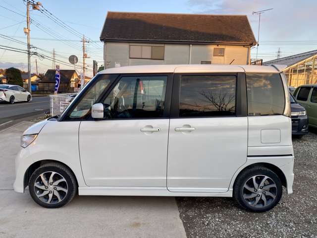 もちろん点検整備もしっかり行いまして納車させて頂きますのでご安心ください.トランクルームもしっかり確保されております！