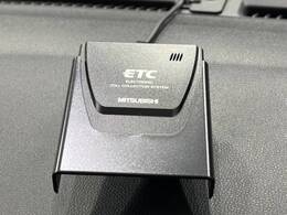 【ETC】高速道路の料金所をストレスなく通過！話題のスポットやサービスエリアに多い「スマートIC」利用時は必須のアイテムです。当店でセットアップを実施、ご納車当日からすぐにご利用いただけます！
