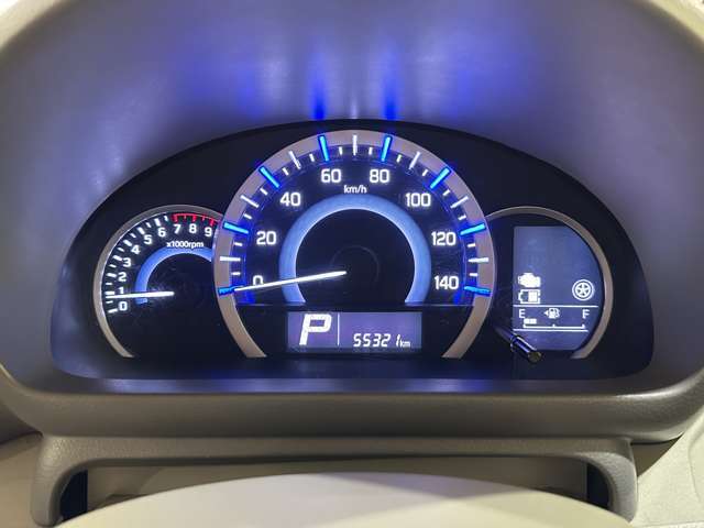 お近くの方はぜひご来店を♪　車検付のお車はご試乗も可能ですので装備や状態をしっかりとご確認頂けます。