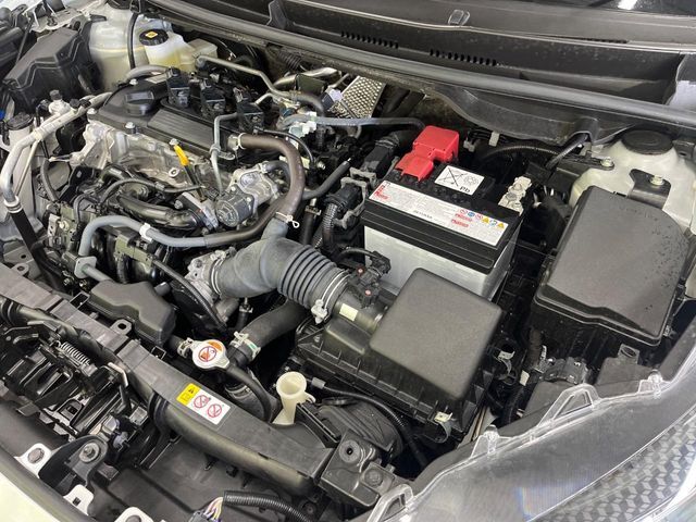 親切・丁寧な専門メカニックスタッフが応対！・車検・点検整備・事故等の修理などアフターサービスも安心。お車のカスタマイズもネクステージのサービススタッフまでご相談ください！