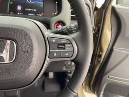 【運転席操作部】『運転席周辺の装備』の画像になります。快適なドライブを楽しむための機能が装備されています！運転席から触れるので使いやすいです！