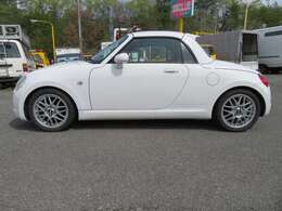 当社は整備工場完備！アフターケアもお任せください！！メールでのお問い合わせが多数の為、お急ぎの方はTELにて！078-984-2222まで。当社は整備工場完備しております。