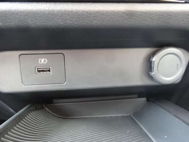 充電ポート☆　シガーソケット☆