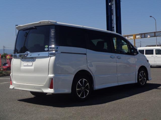 納車前に当店では2級整備士による納車前点検をさせて頂いております（指定認証工場1-4951）。