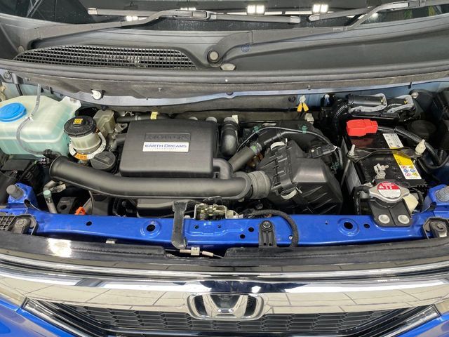 親切・丁寧な専門メカニックスタッフが応対！・車検・点検整備・事故等の修理などアフターサービスも安心。お車のカスタマイズもネクステージのサービススタッフまでご相談ください！