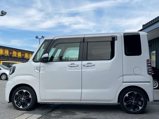 スリークロス滋賀店は自社の大型整備工場と提携しております！御購入後の修理・車検等のアフタフォローも充実です！