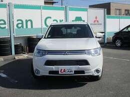 平成25年式　アウトランダーPHEV　Gプレミアム