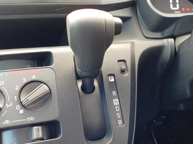 ご購入後の車検やメンテナンスもWECARSにお任せください！自社で整備から修理まで行っておりますので、ご納車後のアフターフォローもお任せください！