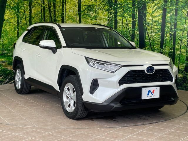 大好評のボディコーティング「弾スプラッシュコート」もご納車までに施工可能。通常のガラスコートと異なる、耐久年数6年の無機質ガラスコーティングが、ボディをキレイな状態に保ってくれます。
