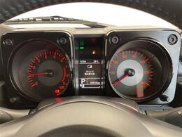 【スピードメーター】メーターがシンプルで見やすく運転しやすいですね！