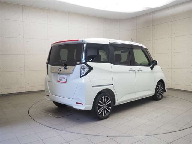 走りにこだわりながら収納力も持ち合わせたお車です。