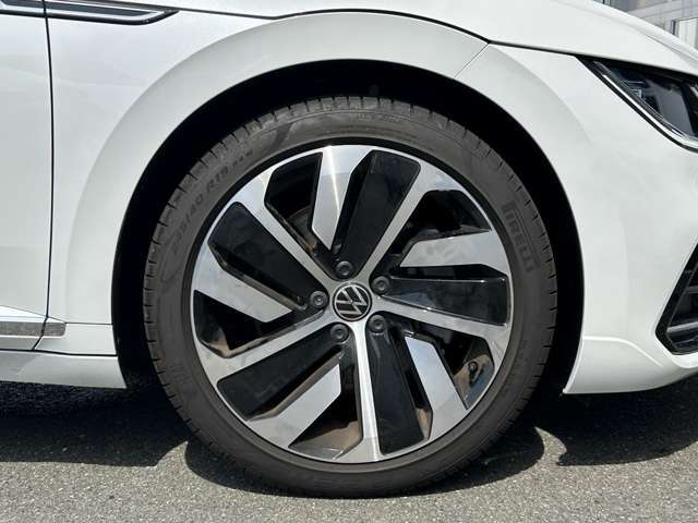 ◎245/40R19モビリティタイヤ/8Jx19アルミホイール（10ダブルスポーク）Montevideo