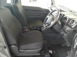 「この車の写真をもっと見たい」「状態が気になる」「この装備はついている？」どんな小さな疑問でもお気軽にお問い合わせください！