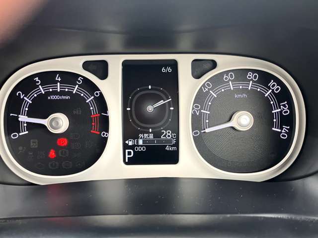 ご契約から納車まで専任スタッフがお客様をサポートいたします。ご不明な点等ございましたらお気軽にお問い合わせ下さい。