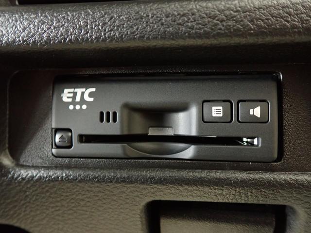 高速道路を利用した遠出もお任せ！ETC車載器が装着されています！ETCカードをお持ちでない方は当店でもお作りすることができます。