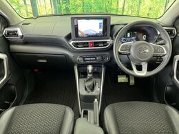 グループ総在庫数約30，000台！！全国の系列店からメーカー・車種問わずご紹介出来るので、あなたにピッタリのお車が見つかるはずです♪まずはお問い合わせ下さい☆