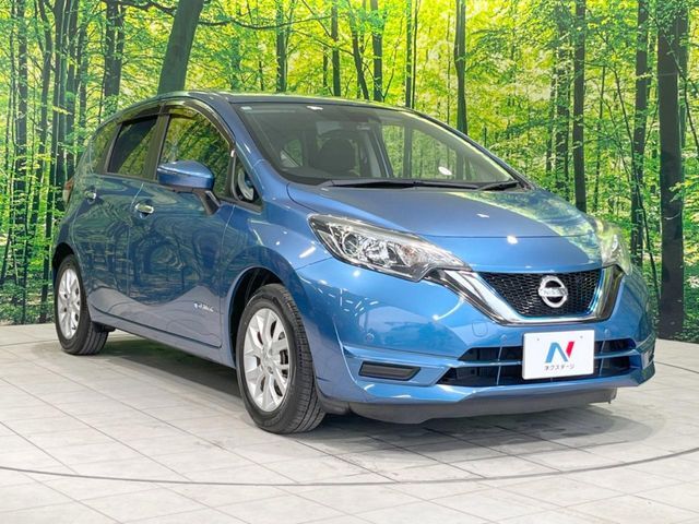 大好評のボディコーティング「弾スプラッシュコート」もご納車までに施工可能。通常のガラスコートと異なる、耐久年数6年の無機質ガラスコーティングが、ボディをキレイな状態に保ってくれます。
