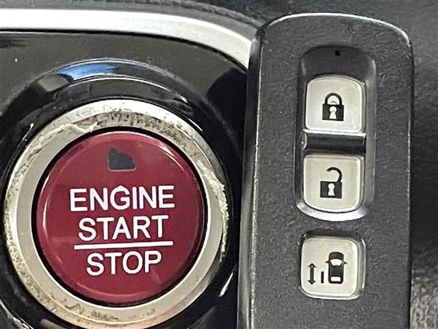 【付属品】このクルマ限定で使える装備品が付いています！使い方などはぜひ実際に店舗にお越しいただき、専門スタッフにお尋ねください！