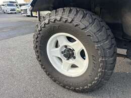 16インチ　TOYO オーブンカントリー人気のホイールタイヤです。