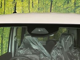 【スズキ　セーフティサポート】走行中に前方の車両等を認識し、衝突しそうな時は警報とブレーキで衝突回避と被害軽減をアシスト。より安全にドライブをお楽しみいただけます。