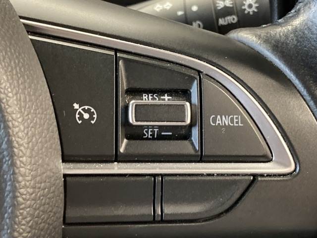 【クルーズコントロール】高速走行時に長距離ドライブの疲労を軽減してくれます。