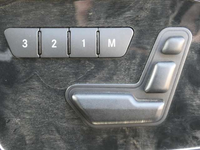AVIXIMPORTグループに無いお車も御提案可能で御座います！バックオーダーシステムをご利用しお客様に最適なお車をご提案させて頂いております！無料通話【0120-71-9858】