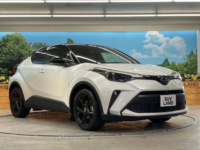 大好評のボディコーティング「弾スプラッシュコート」もご納車までに施工可能。通常のガラスコートと異なる、耐久年数6年の無機質ガラスコーティングが、ボディをキレイな状態に保ってくれます。