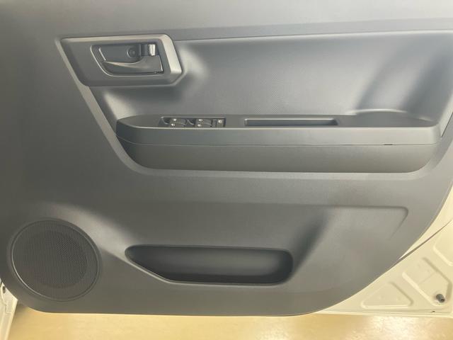その他、ナビやドラレコの取付、保険の加入、ローン、修理、車検などお車に関することならすべて対応することができます！
