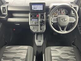 【インパネ全体】全方位で視界が広く、高い目線で運転もしやすいです！