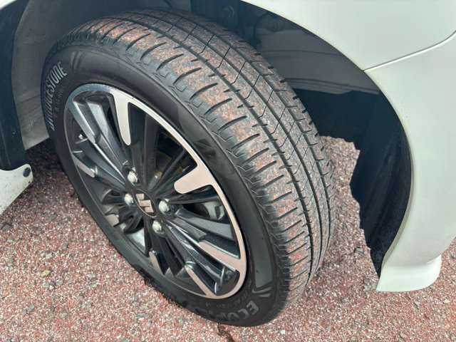 ブリヂストンエコピアNH200　15インチ純正あアルミホイール