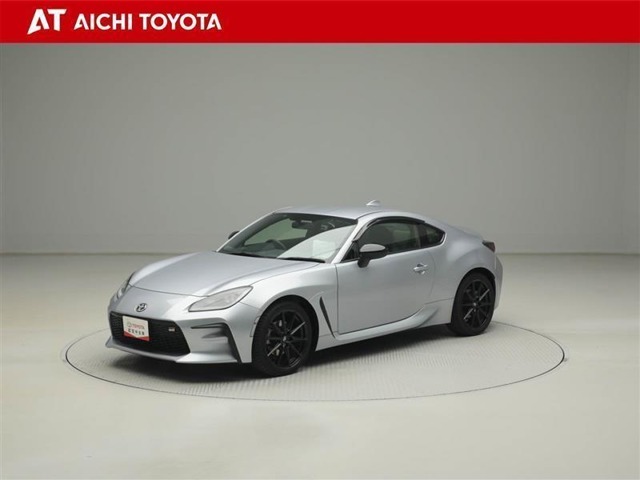 『TOYOTA認定中古車』は「まるごとクリーニング」で綺麗な内外装、「車両検査証」はプロによるチェック、買ってからも安心の「ロングラン保証」、3つの安心安全を標準装備したトヨタのブランドU-Carです