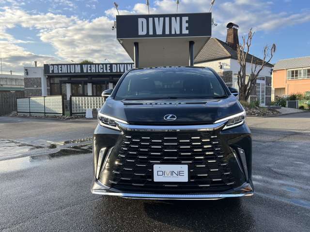 【整備】陸運支局より認定されている指定工場です！国産・輸入車問わず対応。車検・重整備から軽整備、カスタムのご依頼もOK！指定工場との連携でアフターも安心です。お気軽にスタッフまでお声掛けください！