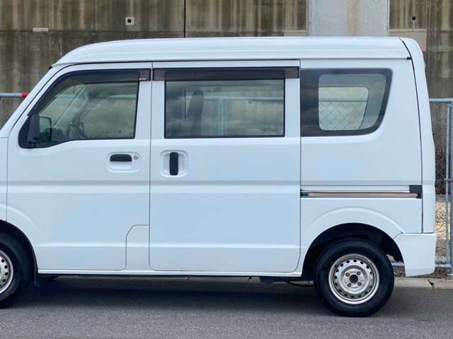 納車前に車内クリーニングいたします♪