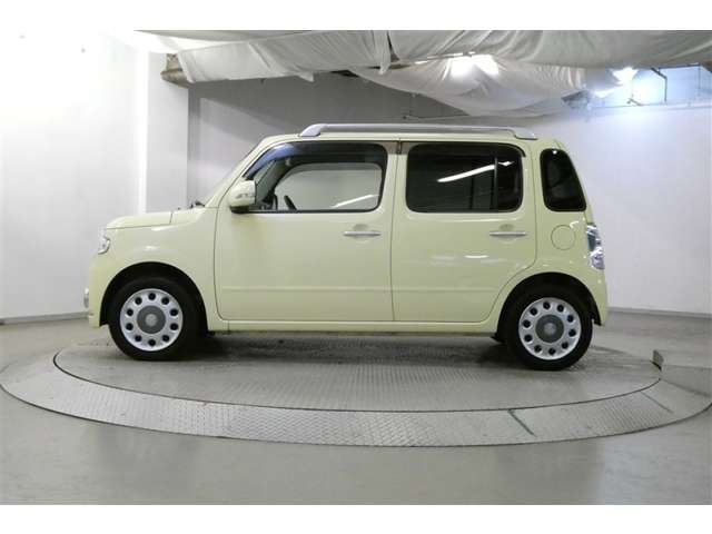 1年間の走行距離無制限のロングラン保証付きです。全国のトヨタテクノショップで保証修理が可能。追加で2年間・3年間の延長も可能です。