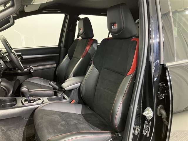 見通しのよいすっきりとした視界で、誰でも運転しやすいです。運転のしやすさは疲れにくさにも繋がりますよ♪