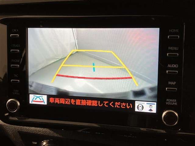 バックガイドモニターで、後方を確認しながら安心して駐車することができます。運転初心者も熟練者も必須の機能ですよ！