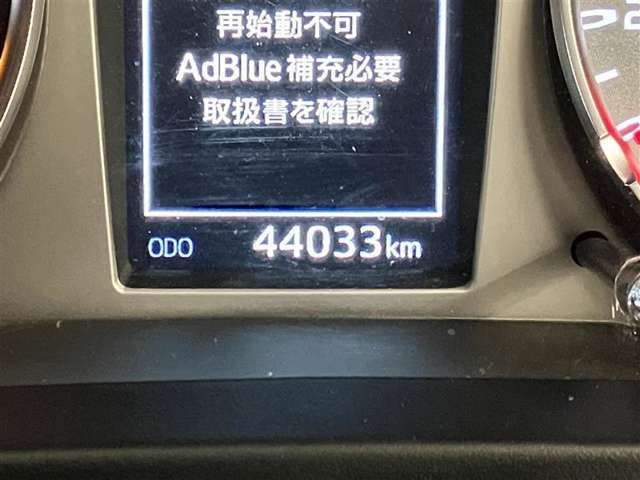 撮影時の走行距離です。　年式相応の走行距離ですが、内外装比較的キレイです　ぜひ現車にてご確認ください