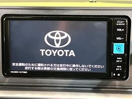 【純正ナビ】人気の純正ナビを装備。オーディオ機能も充実しており、Bluetooth接続すればお持ちのスマホやMP3プレイヤーの音楽を再生可能！毎日の運転がさらに楽しくなります！！