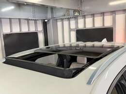 ★キャデラック XT5 クロスオーバー ラグジュアリー 3.6L 入庫です！●パノラマサンルーフ！●正面衝突警報システム！●車線変更警告！●アップルカープレイ！●ベージュレザーシート！●電動リアゲート！