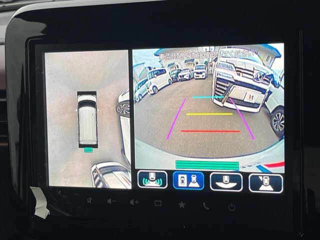【全方位モニター用カメラ】専用のカメラにより、上から見下ろしたような視点で360度クルマの周囲を確認することができます☆死角部分も確認しやすく、狭い場所での切り返しや駐車もスムーズに行えます。