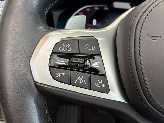 アクティブクルーズコントロールは前車追従式のクルーズコントロールです。渋滞時にも便利です。