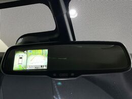 【アラウンドビューモニター】専用のカメラにより、上から見下ろしたような視点で360度クルマの周囲を確認することができます☆死角部分も確認しやすく、狭い場所での切り返しや駐車もスムーズに行えます。