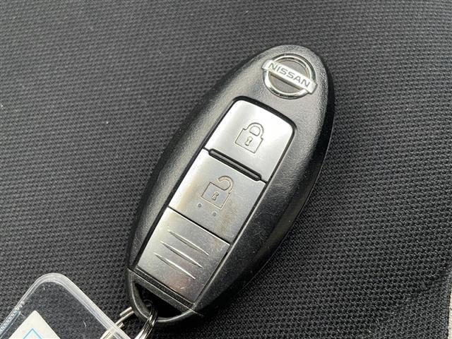気になる車はすぐにお問い合わせください！画面右側の0066から始まる無料ダイヤルからお問い合わせ下さい！専門スタッフがお車のご質問にお答えいたします！